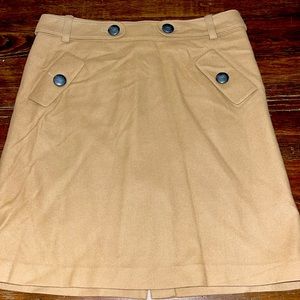 Club Monaco tan Skirt with buttons. Classic timeless style